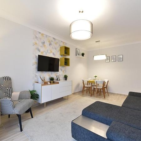 Kiralykut 2 Apartman - Ingyen Parkolas, Bicajok, Ac Szekesfehervar Luaran gambar